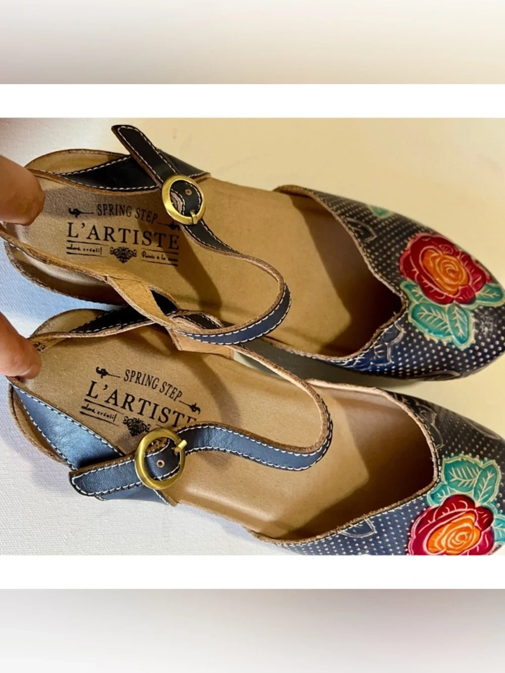 L’Artiste Lizzie Rose leather navy blue closed toe wedge sandals US 8.5 - Picture 6 of 7